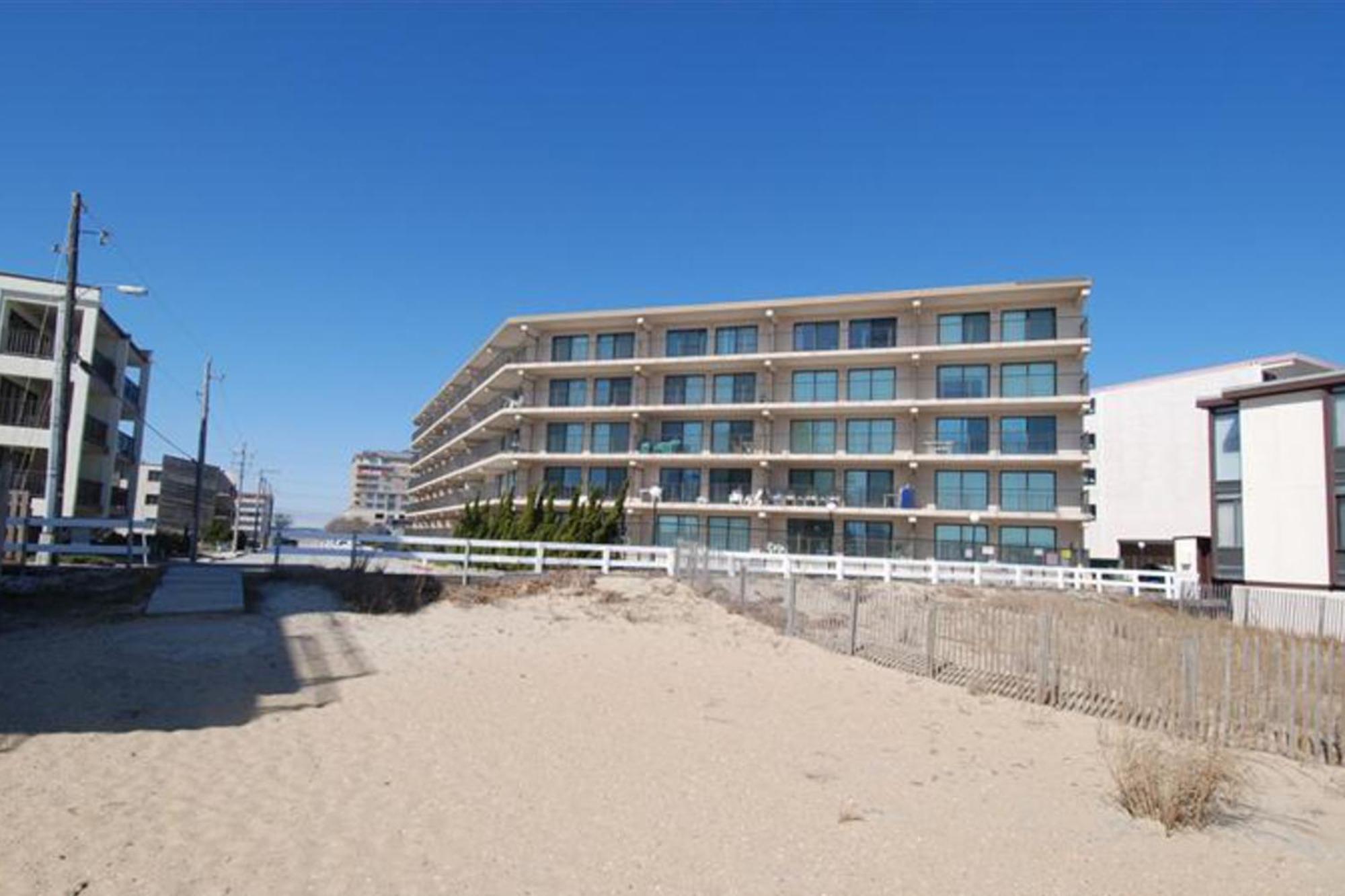 Diamond Head Condos Ошен Сити Номер фото
